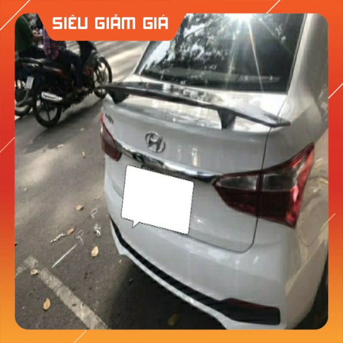 SIÊU GIẢM GIÁ Đuôi gió thể thao có đèn dùng chung :honda civic , honda city cerato , mazda 3 , elantra