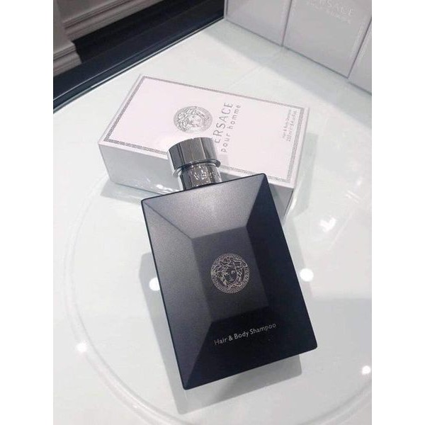 SỮA TẮM VERSACE POUR HOMME HAIR & BODY SHAMPOO 250ML