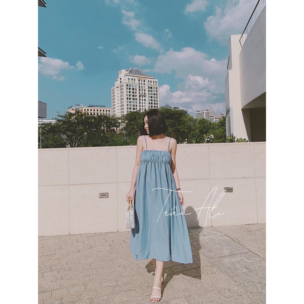 Đầm hai dây suông nhún ngực dễ thương | BigBuy360 - bigbuy360.vn