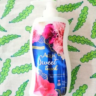 Sữa tắm Aqua Sweet Touch hương nước hoa Pháp chai 700ml