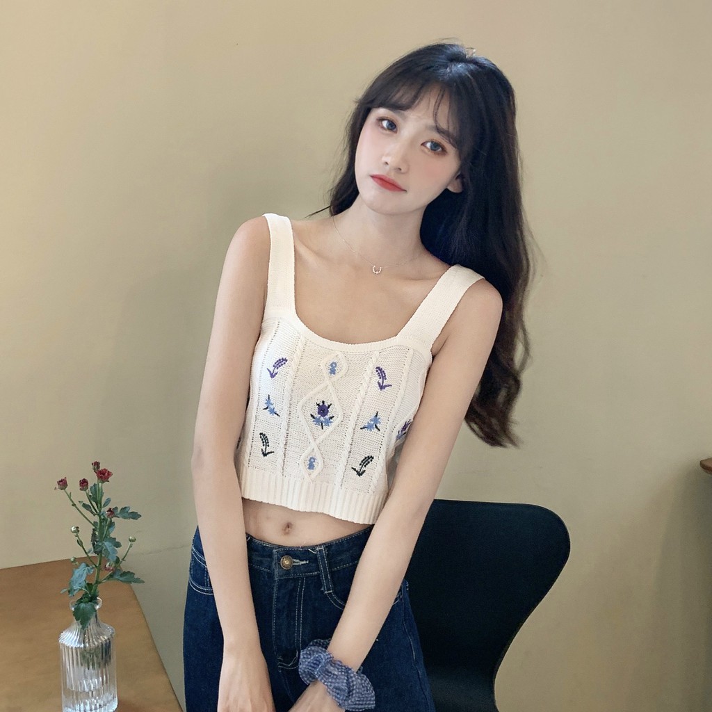Áo croptop trắng hoa tím DA285