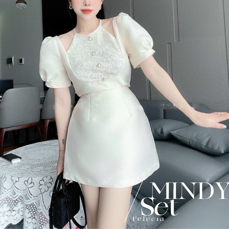 Set tacta cổ yếm