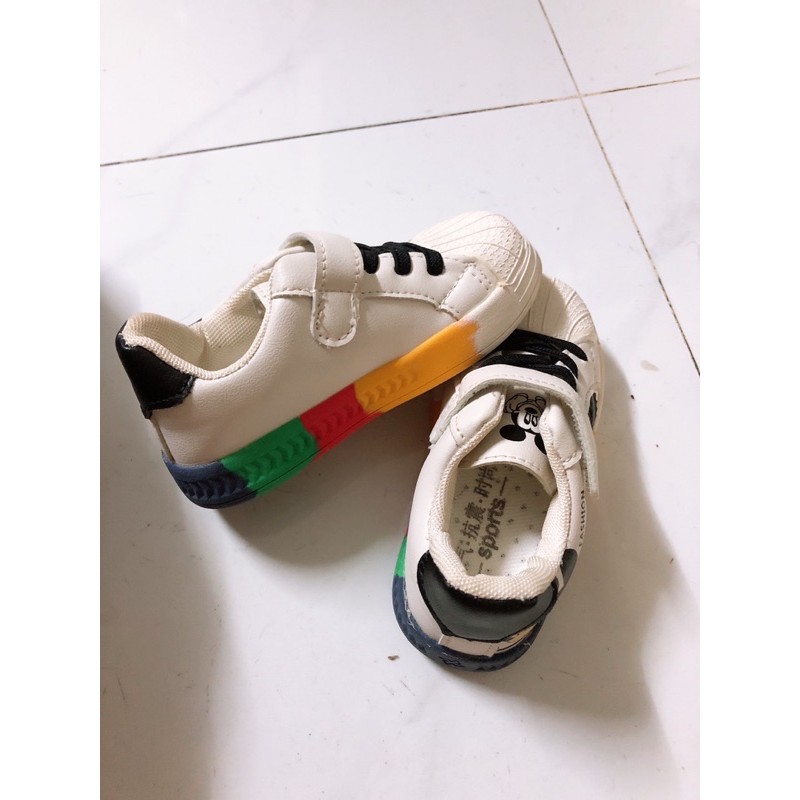 Thanh lý giầy thể thao Mic.key cầu vồng cho bé