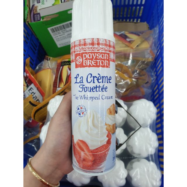 Kem sữa whipping cream Paysan dạng xịt chai 242ml
