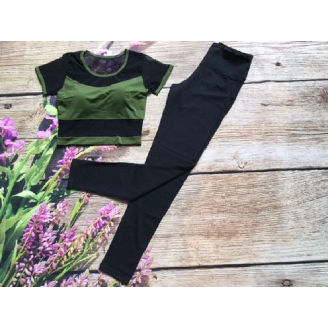 ☞✻✉Bộ croptop phối lưới tay có mút sẵn | BigBuy360 - bigbuy360.vn