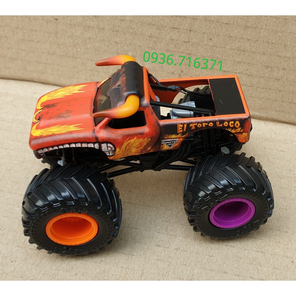 Mô hình xe tải quái vật Monter Jam MJ22 hàng Spin Master Canada