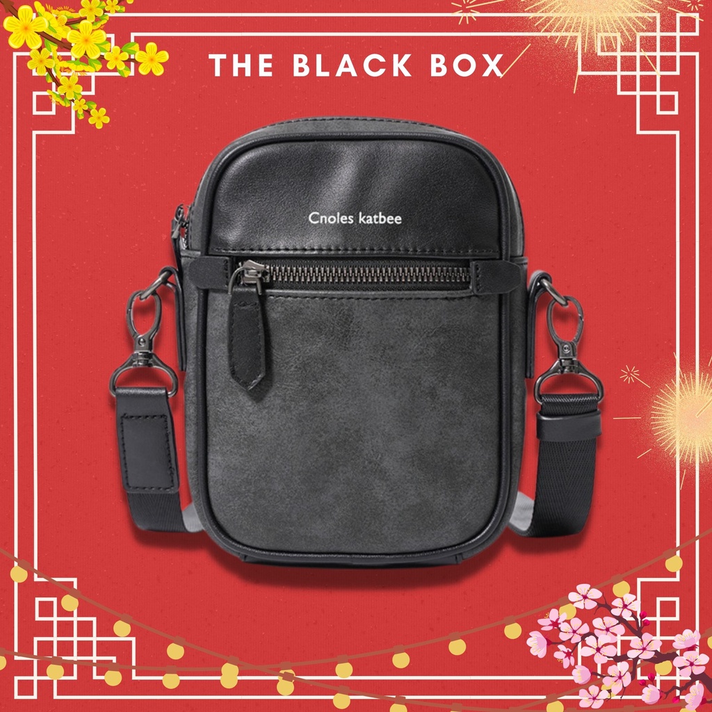 Túi Đeo Chéo Nam Màu Xám Xi Măng Chất Liệu Da Pu Nhỏ Gọn Thanh Lịch (1 Ngăn Chính - 3 Ngăn Phụ) Freeship - The Black Box