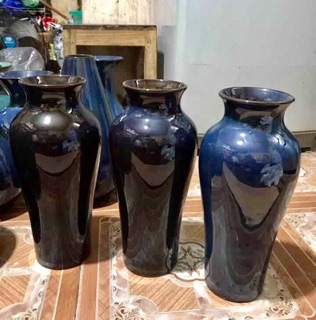 Bình hoa dáng đùi dế - gốm Bát Tràng