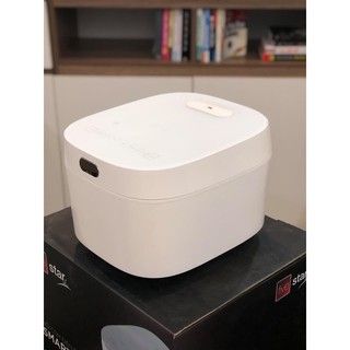 Nồi cơm điện Fivestar EFH-301C