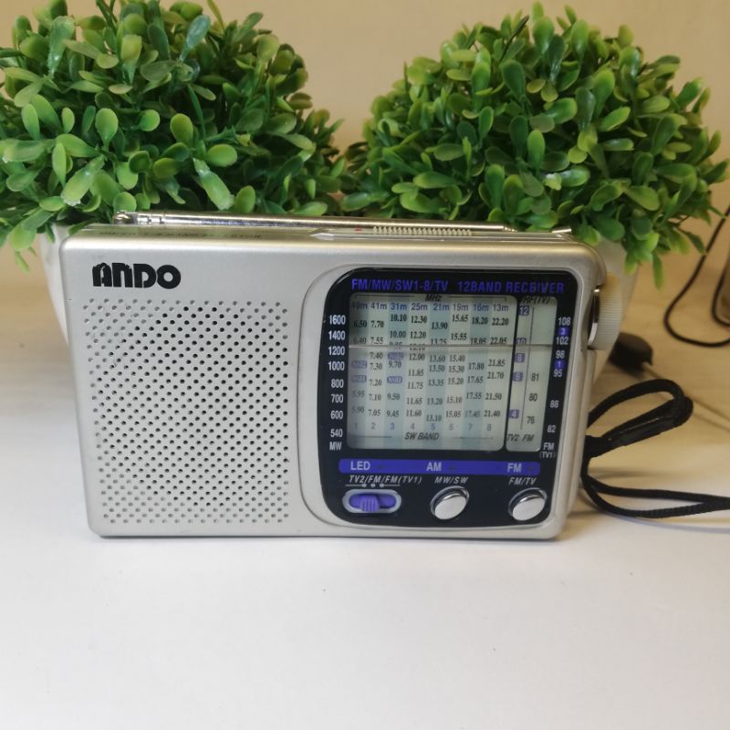 Đài radio có sóng ngắn SW, AM, FM nội địa Nhật Bản 12 kênh dùng nghe thời sự thì thật tuyệt vời