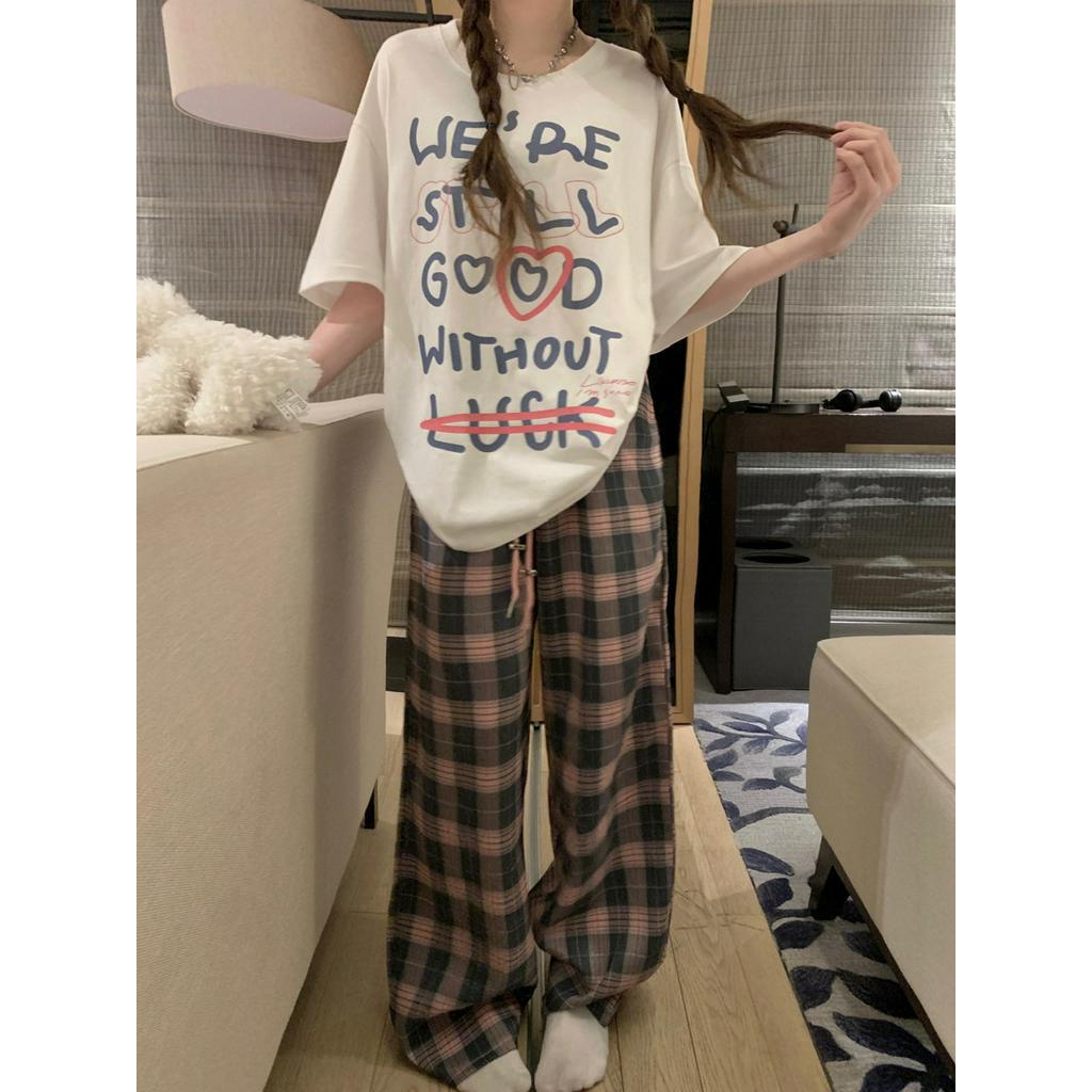 Bộ Áo Thun In Chữ Phối Quần Dài Ôm Dáng Thời Trang 63483