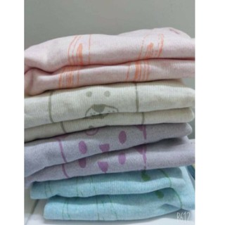 Áo cổ lọ cài vai Lullaby