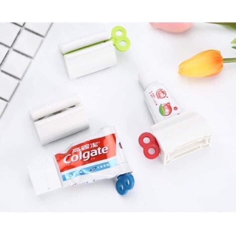 Dụng Cụ Nặn Ép Kem Đánh Răng Thông Minh FREESHIP  Cuộn Nặn Kem Đánh Răng - Dụng Cụ Kẹp Ép Lấy Kem Đánh Răng