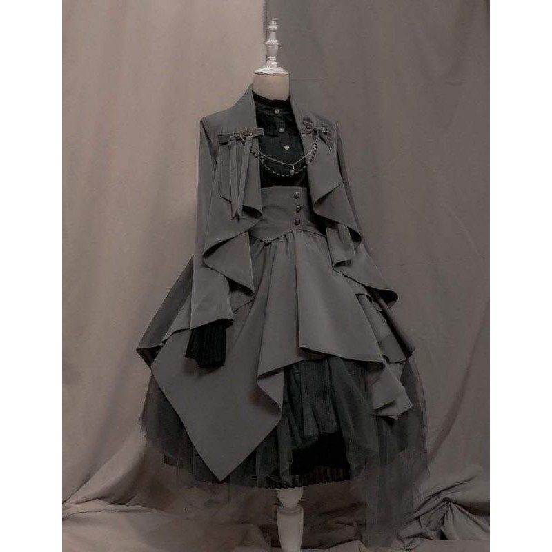 Đầm Cosplay  và khoác