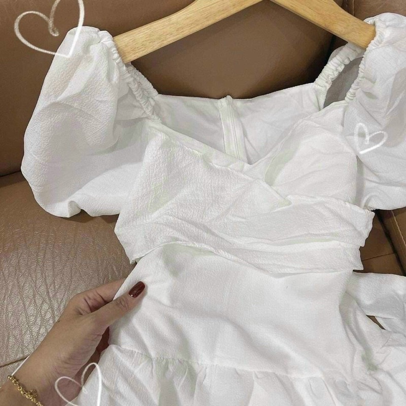 ĐẦM XOÈ TRẮNG CHÉO NGỰC