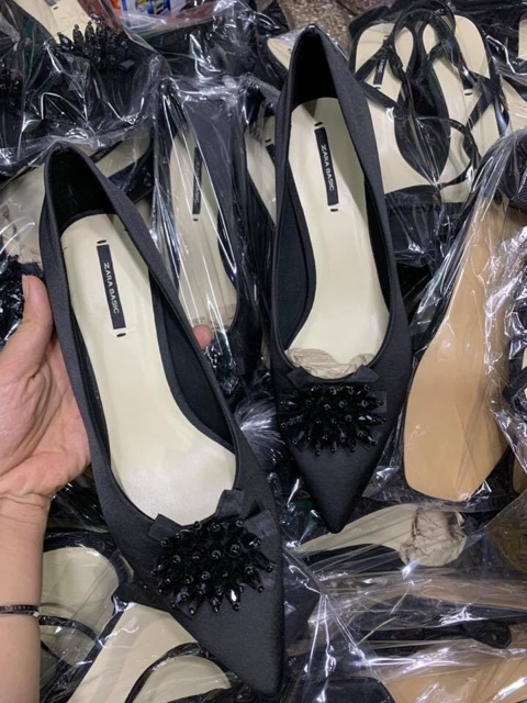 Sẵn giày zara satin sang chảnh