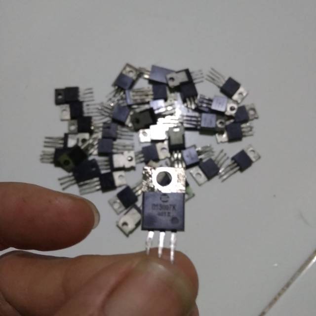 Bán Dẫn 13007