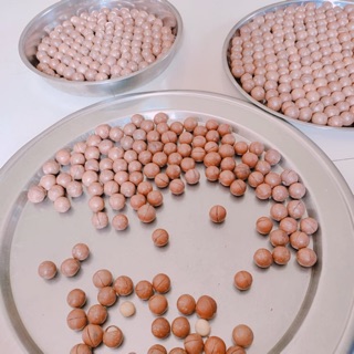500gr macca nứt vỏ Đaklak ( kèm dụng cụ tách )