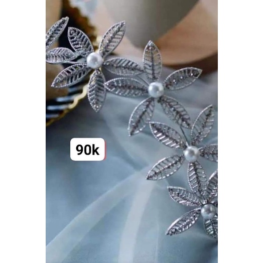 cài đá hoa cài tóc cô dâu