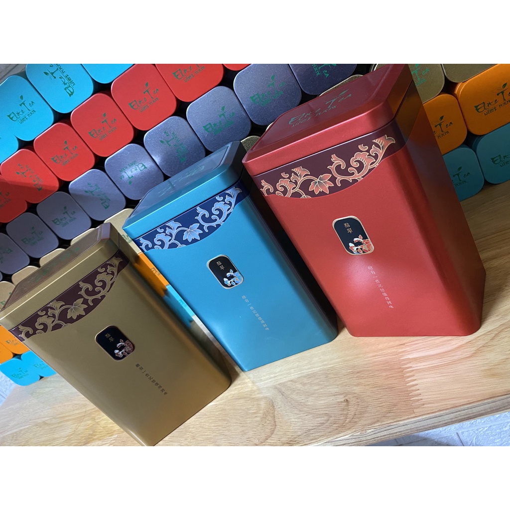 Hộp đựng trà đẹp + 200g chè búp Thái Nguyên đặc sản