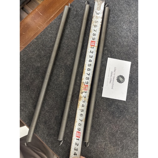 Lò xo kéo phi 12 sợi 2.2 dài tổng 320mm