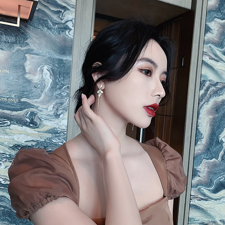 Bông Tai Mạ Bạc 925 Dáng Dài Đính Đá Sang Trọng Dành Cho Nữ