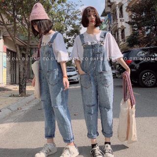 Set yếm jean kèm áo pull