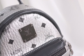 Balo MCM size 18
