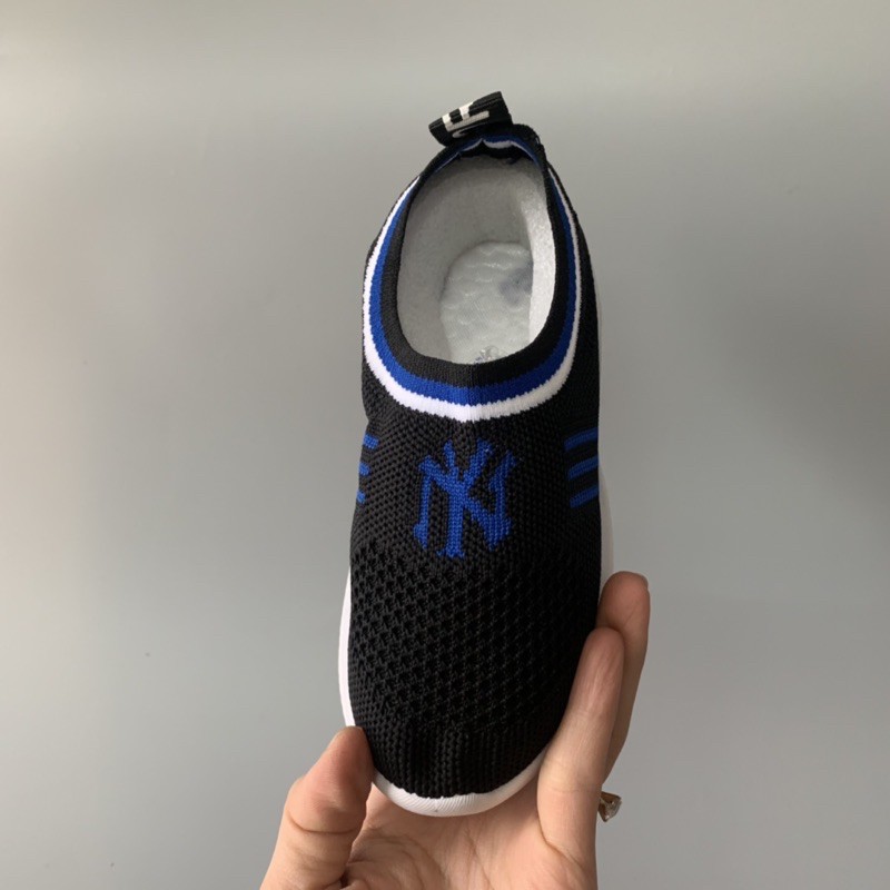 Giày lười chun đế mềm trẻ em