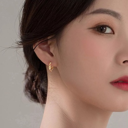 Bông tai nhỏ xinh thiết kế vòng xoắn sang trọng chống dị ứng, phụ kiện trang sức TS013 - Filibrastyle