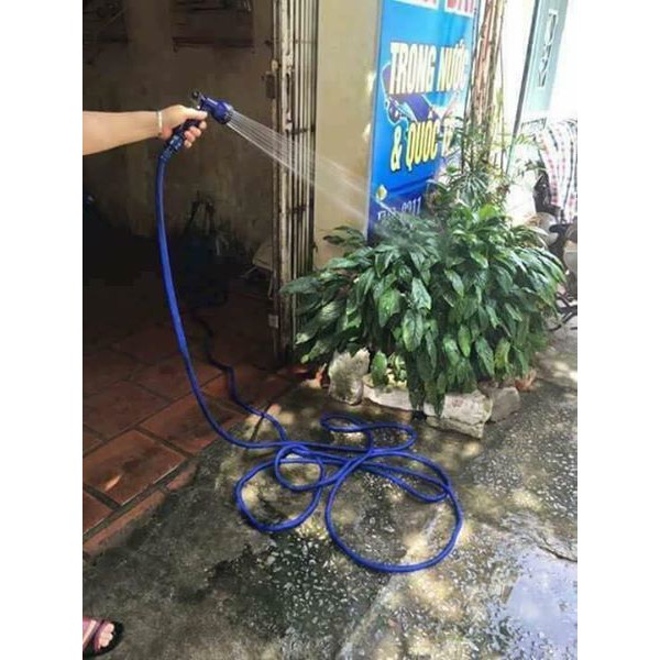 Vòi xịt nước thông minh giãn nở 15m Magic Hose