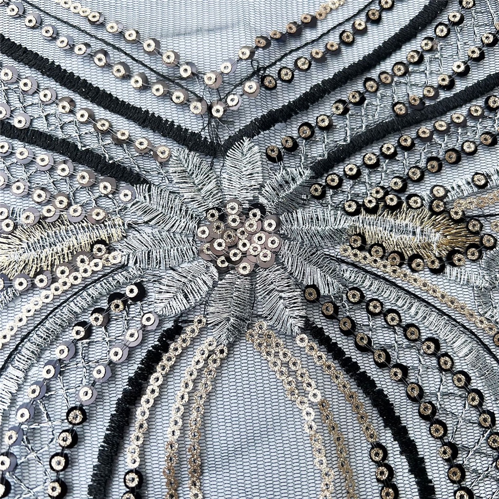 1 Miếng Vải Ren Hoa 3D 40 * 39CM Màu Đen Thêu Thủ Công Trang Trí Váy Cưới