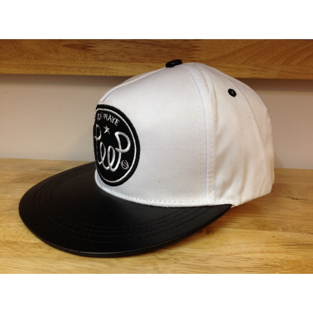 MŨ SNAPBACK PEEPS TRẮNG VÀNH ĐEN 342
