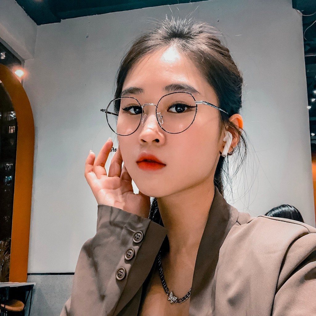 Gọng kính cận nam nữ Lilyeyewear chất liệu kim loại thanh mảnh nhẹ nhàng 29128 | BigBuy360 - bigbuy360.vn