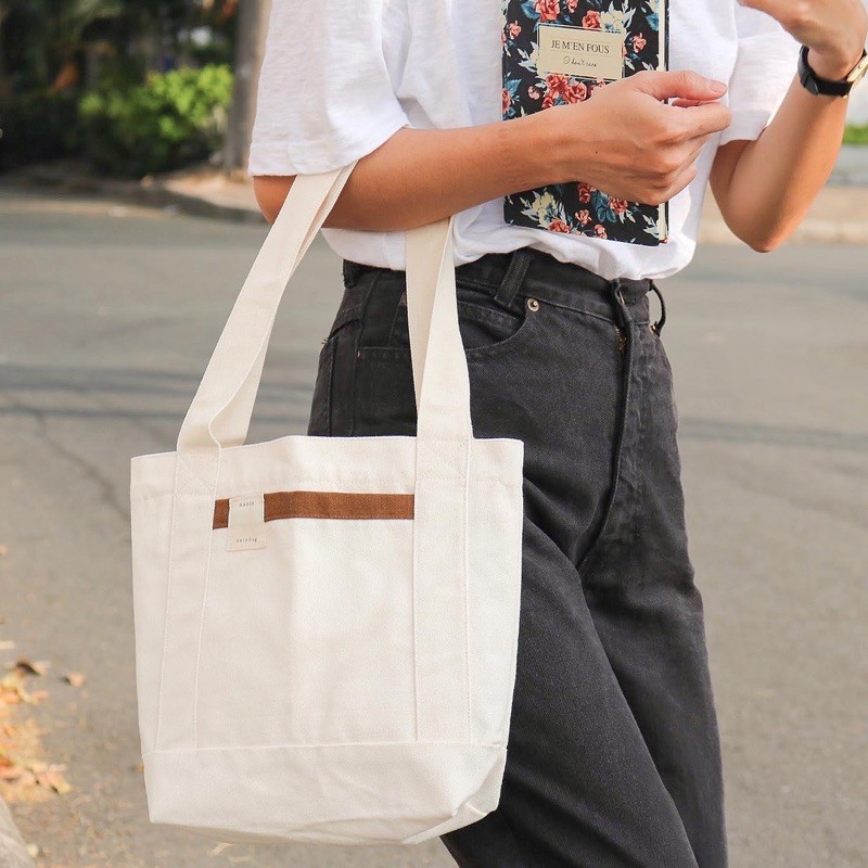 TÚI TOTE ANNIE VIỀN NÂU
