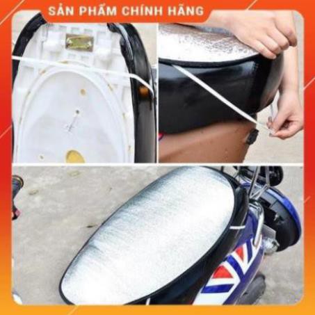 Tấm phản quang che nắng chống nóng yên xe máy, che bụi, che mưa loại tốt