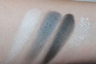 Bảng phấn mắt Bourjois Smoky Stories