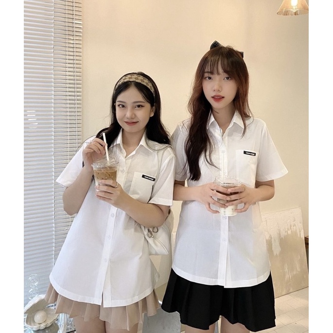 Be118 - SET ÁO SƠ MI TAY NGẮN LOGO + CHÂN VÁY XẾP LY