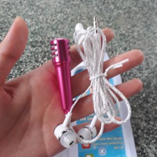 Micro mini hát trên điện thoại