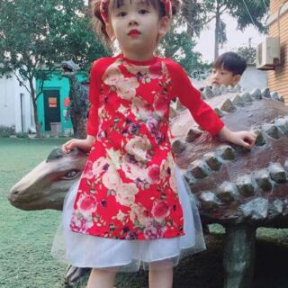 Áo dài váy cách tân bé gai