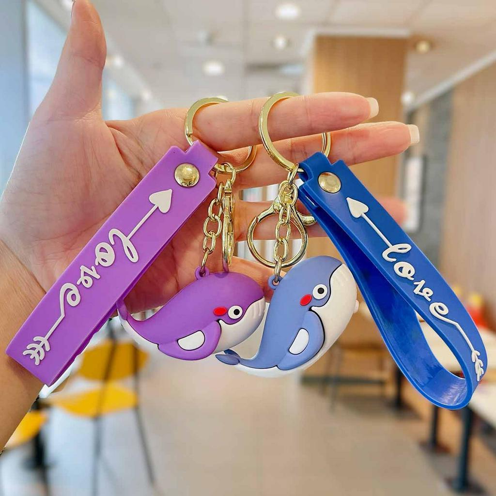 Móc khóa cá voi nhiều màu cute, móc khóa ô tô trang trí balo túi xách