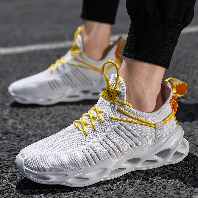 Giày Thể Thao Phối Lưới Thoáng Khí Siêu Nhẹ Size Lớn 36-46 Thời Trang Cho Nam Và Nữ