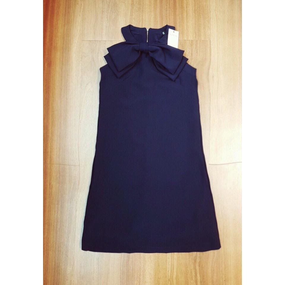 Đầm Guess xuất xịn