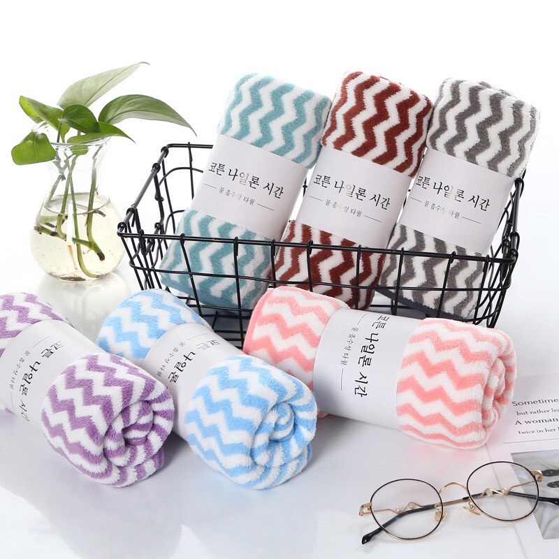 Khăn mặt Hàn Quốc cao cấp 5 màu bông mềm Cực thích , mềm mại dịu êm dùng được cho bé sơ sinh.