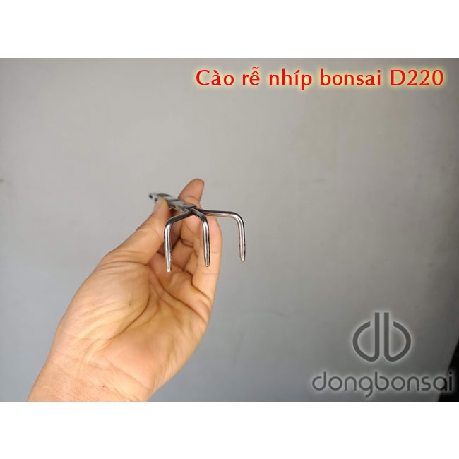 Cào rễ + nhíp Việt Nam Vn.D220
