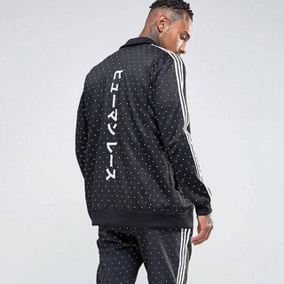 áo khoác Pharrell Williams Hu Hiking