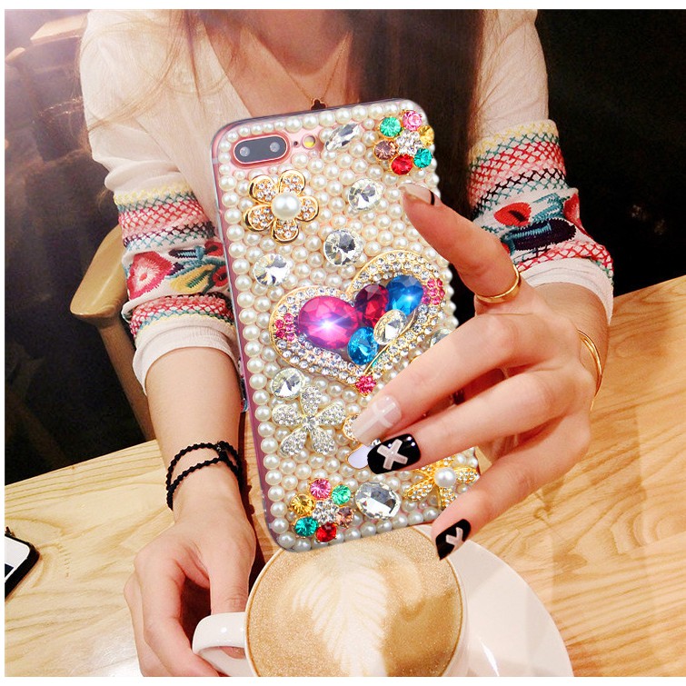 Ốp lưng handmade đính đá TIM YÊU THƯƠNG