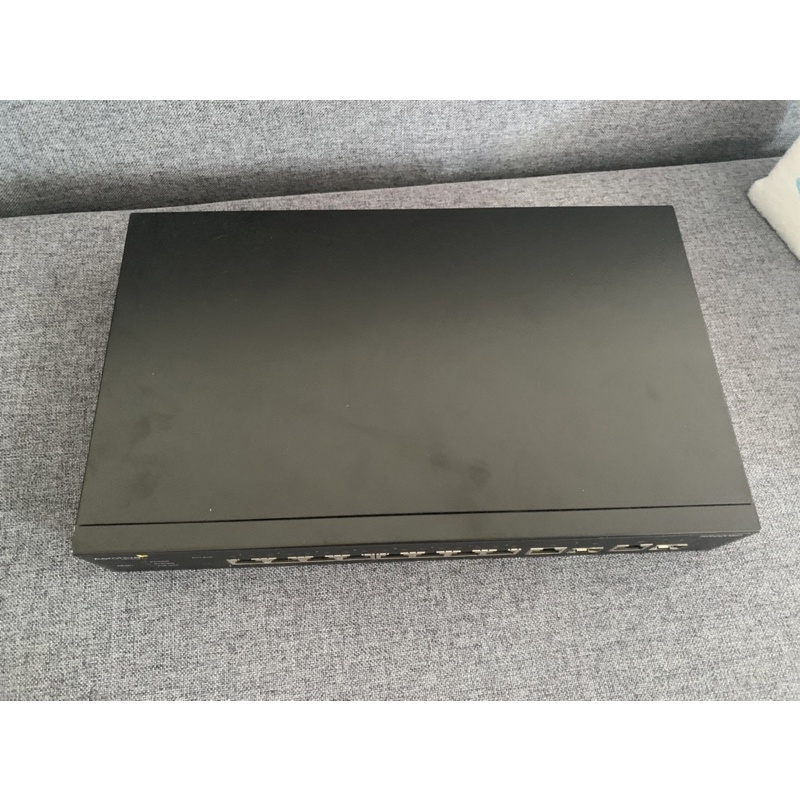 Bộ chuyển mạch- Switch poe AT-30w-Aerohive -sr2208p