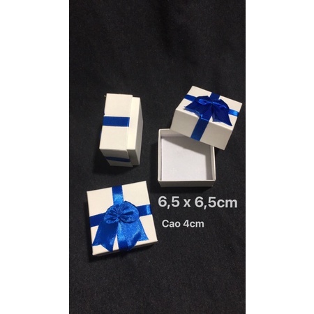 Combo 12 hộp để nhẫn , dây , bông 6,5x6,5cm , hộp để được vòng trẻ em