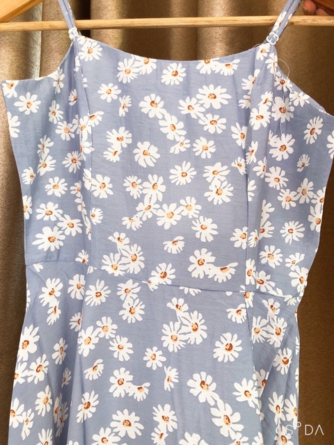 Váy 2 dây hoa cúc nhí siêu xinh | BigBuy360 - bigbuy360.vn